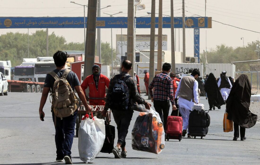 جمعیت اتباع افغانستان در ایران برابر ۱۲ درصد جمعیت کشور است