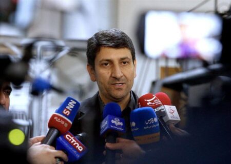 وزیر ارتباطات از آسیب‌های امنیتی استفاده از فیلتر‌شکن‌ها سخن می‌گوید.