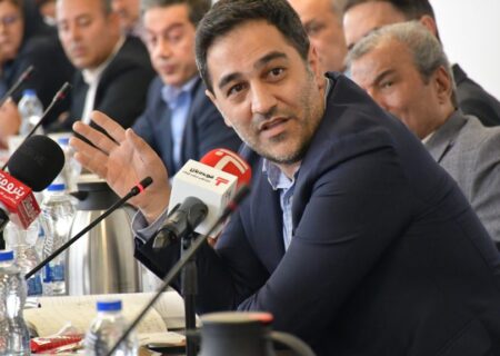 پاسخ صنعت فولاد به ادعای عضوکمیسیون صنایع درباره قیمت صادرات شمش