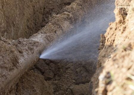 فاجعه پنهان؛ هدررفت آب شرب ۴ برابر نیاز مردم تشنه