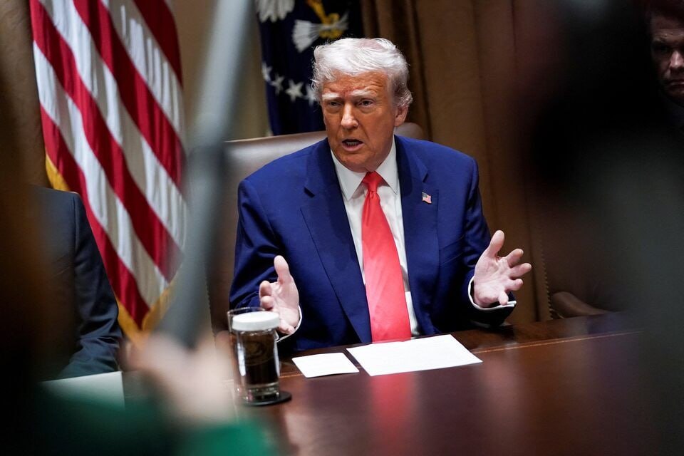 ترامپ در ماه دوم تعطیلی دولت؛ سهگانه بیبرنامگی، استیصال و اشتباه محاسباتی