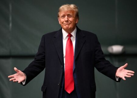 تعرفه گمرکی ۲۵ درصدی برای کشوری که با ایران مراودات تجاری انجام دهد!!