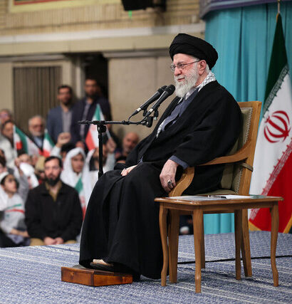 رهبر انقلاب: ما رئیس‌جمهور آمریکا را مجرم می‌دانیم!