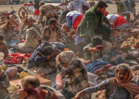 روزانه ۳۰۰ هنرور باید کاملا خاکی و خونی می‌شدند!