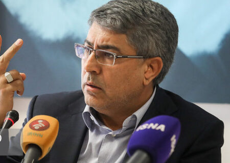 سخن گفتن از رسانه شوخی است!/صداوسیما رویکردش را تغییر دهد