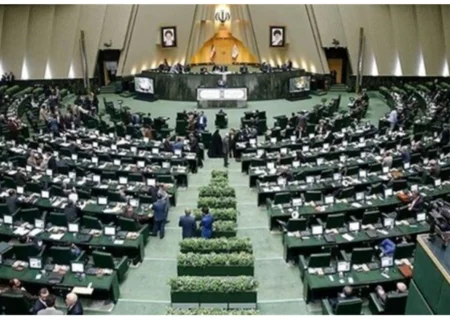 خروج استیضاح وزرا از دستور کار بهارستان؟