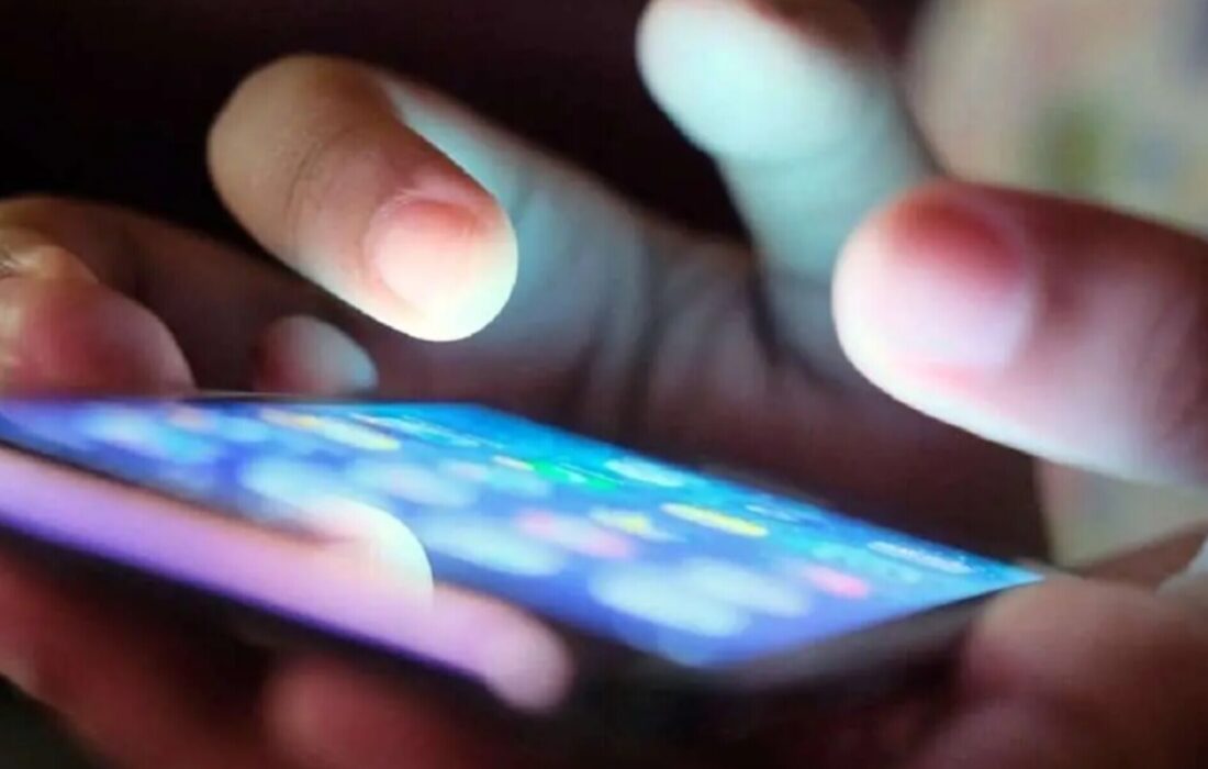 معاون علمیِ رئیس‌جمهور: اینترنت امروز، فردا یا نهایتاً تا آخر هفته به حالت عادی برمی‌گردد