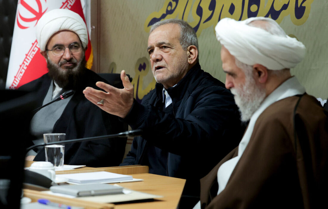 لزوم پاسخگویی نهادهای فرهنگی، امنیتی و اطلاعاتی در حوادث اخیر/ باید خود را مقصر بدانیم