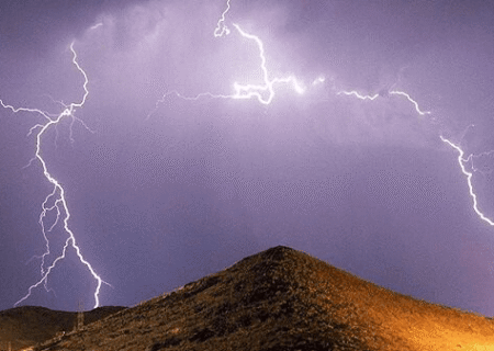 نگاهی به نادرترین اتفاق طبیعی در تبریز، بارش برف با رعد و برق