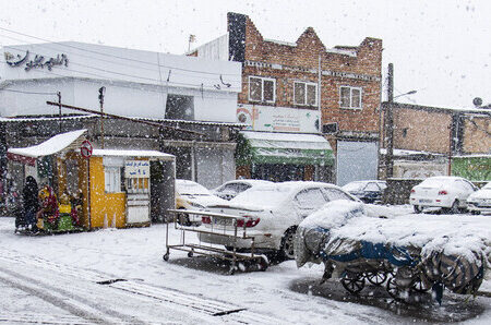 تداوم فعالیت سامانه بارشی در آذربایجانشرقی تا پایان امروز/ کاهش محسوس دما در راه است