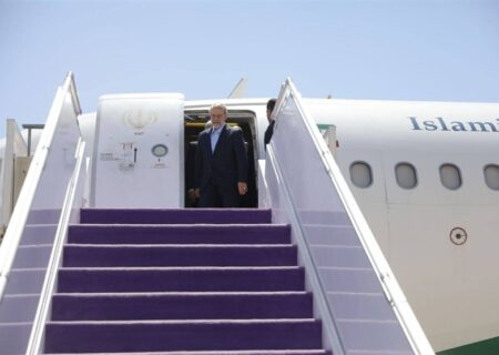 ماموریت پیچیده علی لاریجانی در عمان