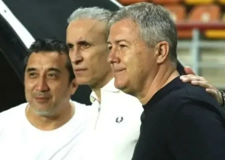 تماس تراکتوری‌ها با یحیی گل‌محمدی برای جانشینی اسکوچیچ