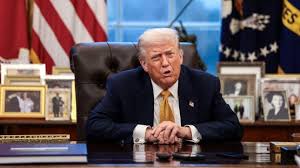 اولین واکنش ترامپ به مذاکرات عمان: خیلی خوب بود / دیدار بعدی هفته دیگر است / یک ترامپ  دریایی عظیم به‌سوی آنها در حرکت است!