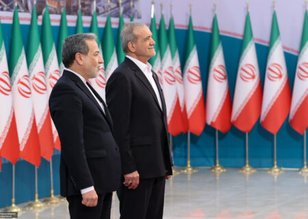 دستور پزشکیان به عراقچی برای مذاکره با آمریکا