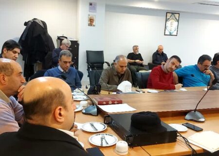 اگر توافق جدی صورت گیرد قیمت دلار به حدود صد هزارتومان می‌رسد: